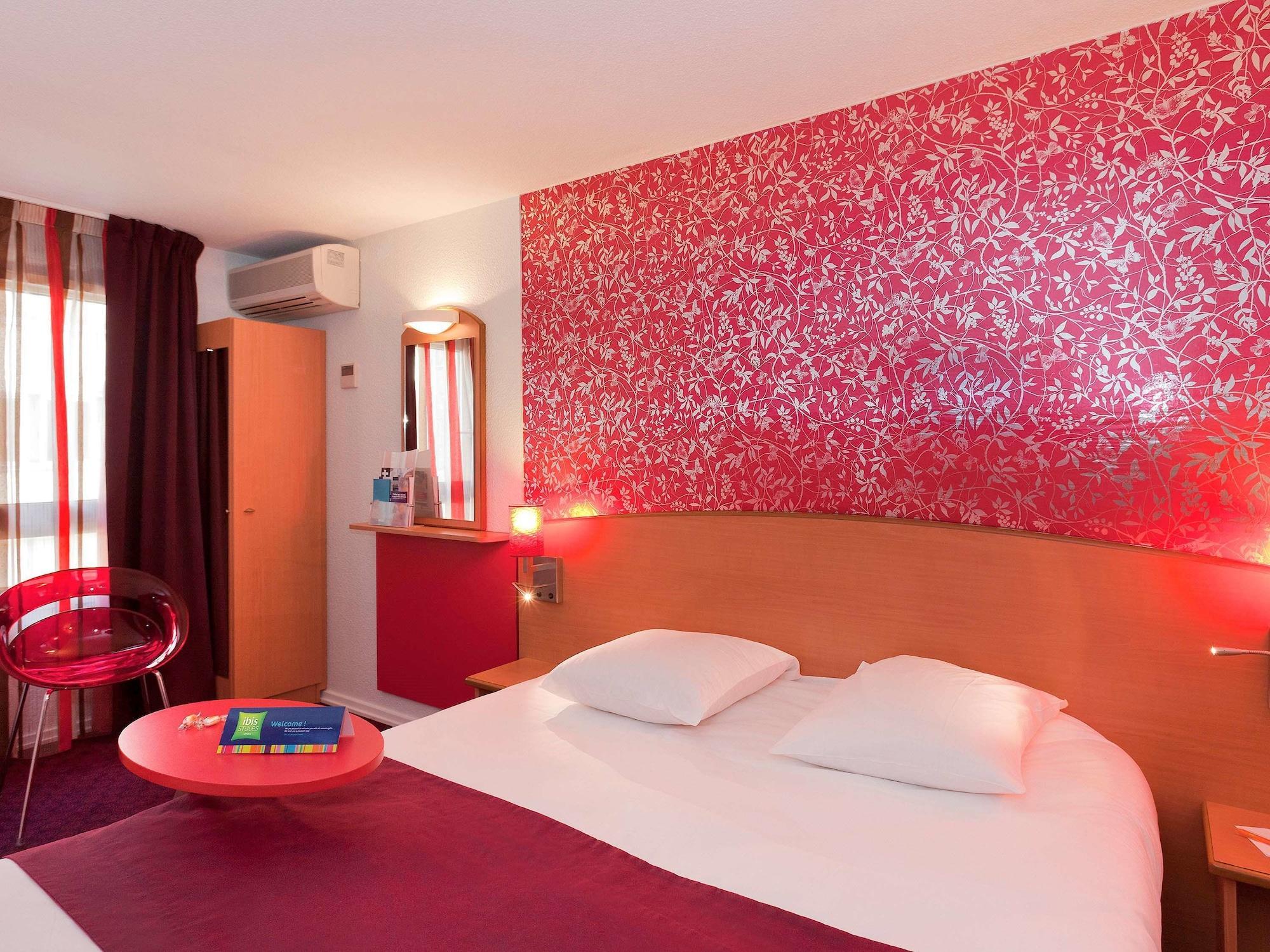 Готель Ibis Styles Bourg En Bresse Екстер'єр фото