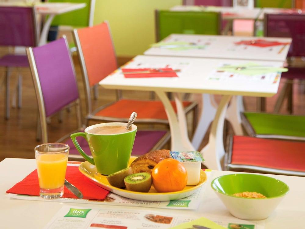 Готель Ibis Styles Bourg En Bresse Екстер'єр фото